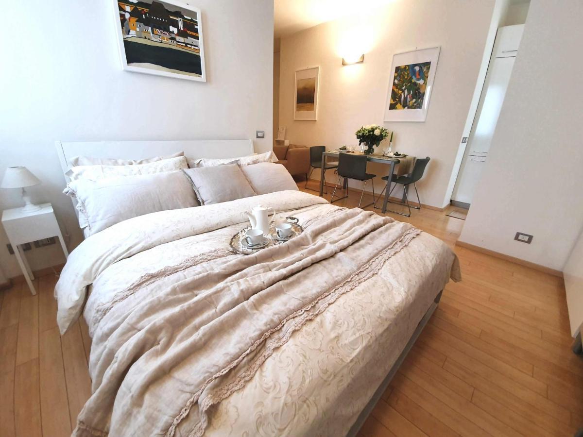 Corso Vercelli Apartment Milan Bagian luar foto
